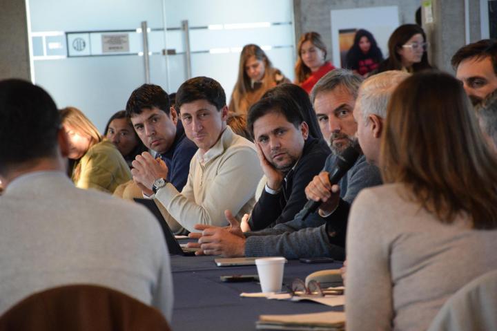 Continúa la ronda de conversatorios camino a la reforma de la Constitución
