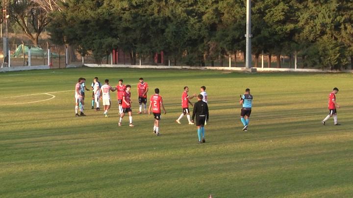 Primera liguista: otra tarde sin alegrías para los equipos de Santo Tomé y Sauce Viejo