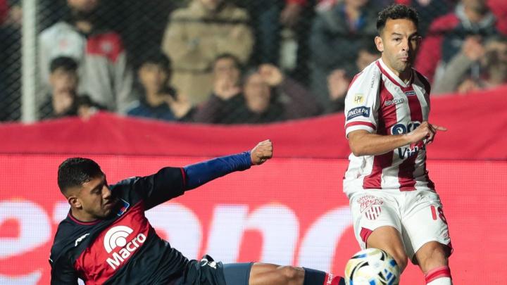 Con un polémico arbitraje, Unión empató 0 a 0 con Tigre