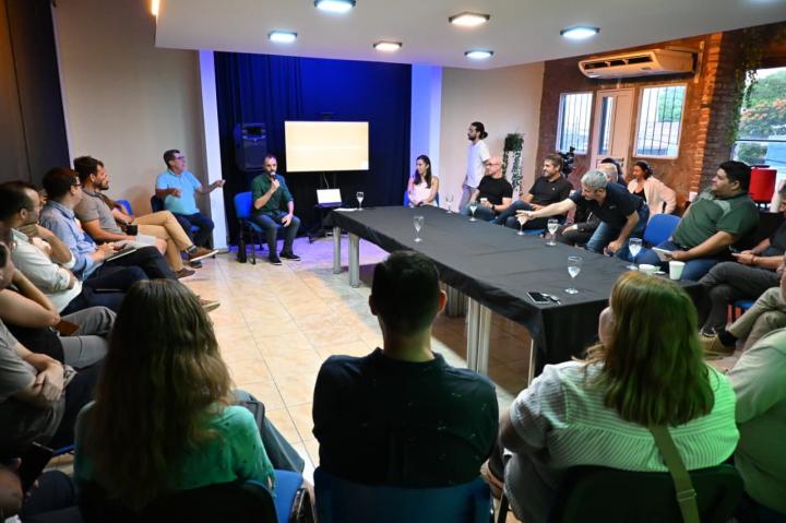 Las oportunidades que plantea el acuerdo con la UE fue el eje de la charla