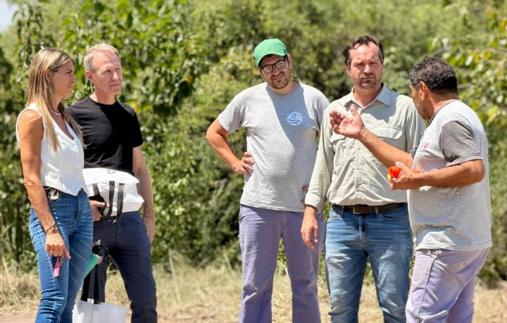 Weiss Ackerley recorrió el Complejo Ambiental Santo Tomé acompañado de funcionarios provinciales