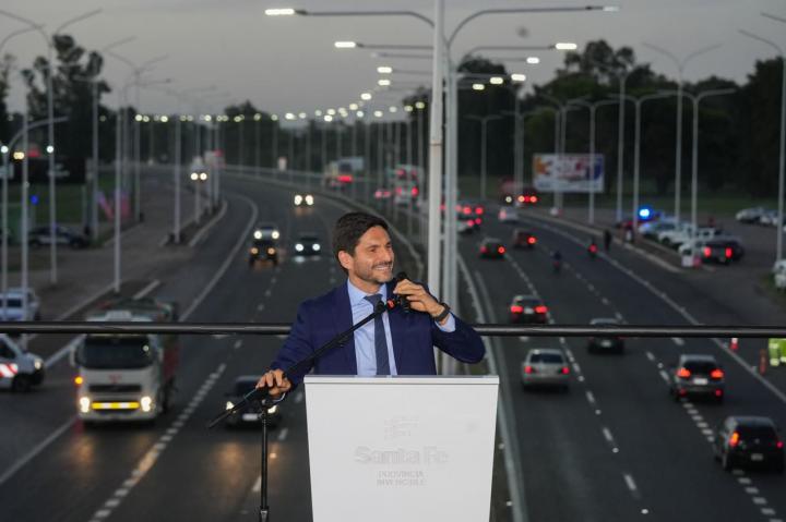 Pullaro presidió el acto de inauguración