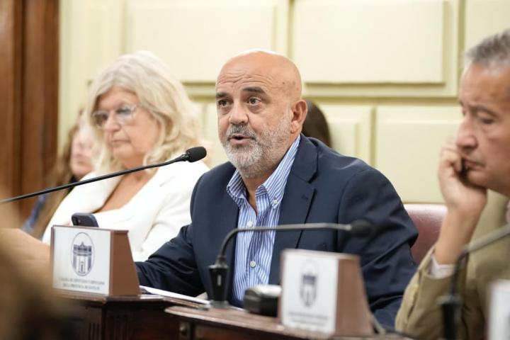 Fabián Palo Oliver - Diputado FAS