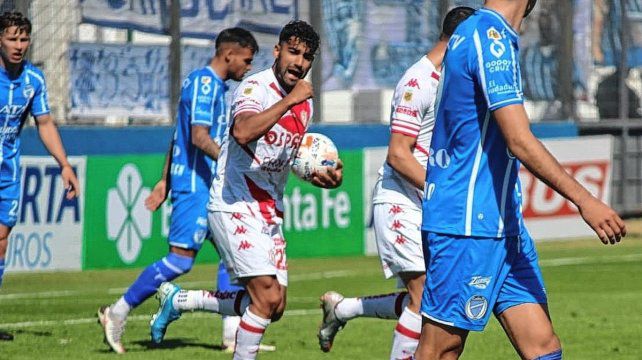 Unión lo dio vuelta y venció 2-1 a Godoy Cruz 