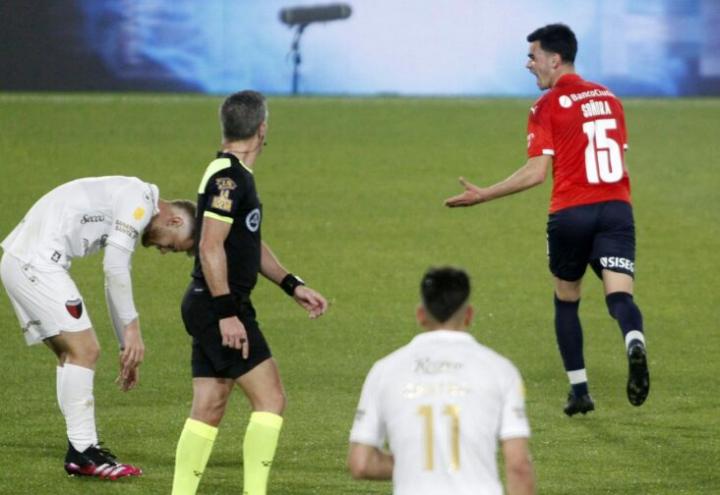 Colón juega mal y otra vez fue goleado 